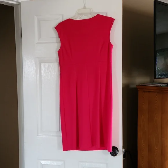 Womens Dress - Picture 3 of 3